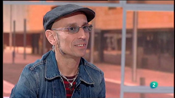 Para todos La 2 - Fito Cabrales, "Huyendo conmigo de mí"