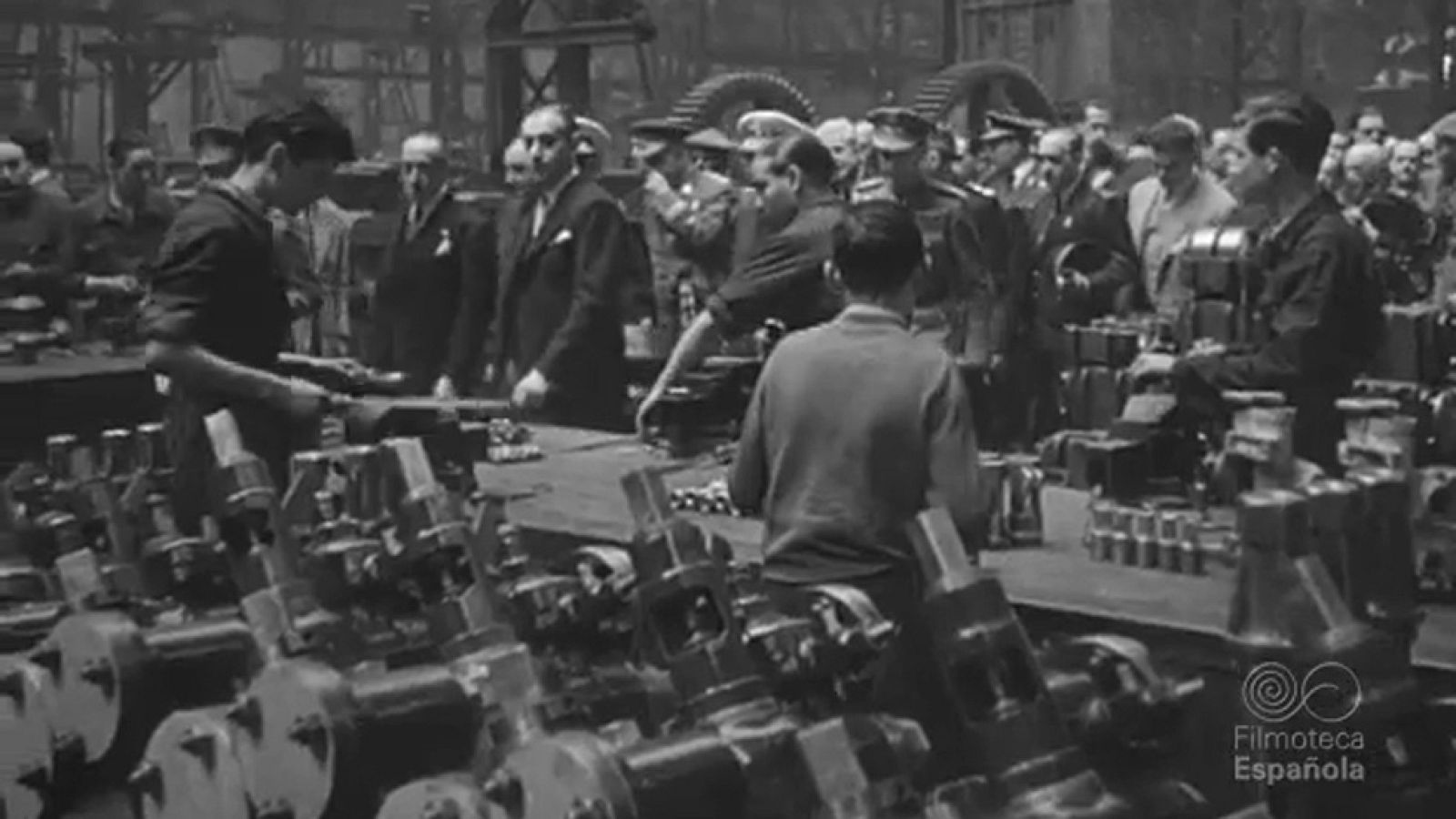 BARCELONA. ERA FRANCO 1939 - 1975. LA INDUSTRIA - Documentales Blanco y Negro | Ver