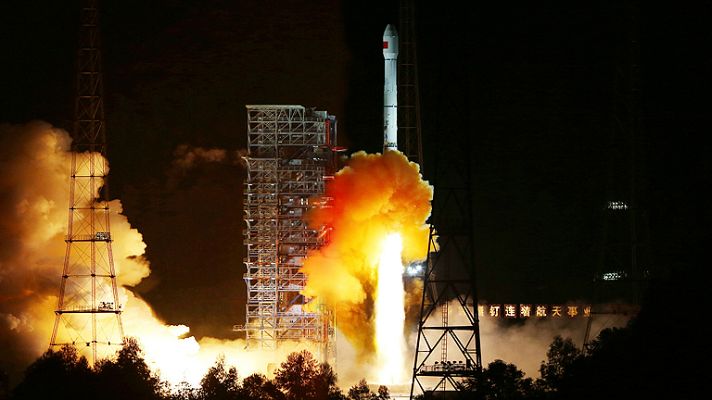 Informativo 24h - La sonda lunar china vuelve con éxito a la Tierra