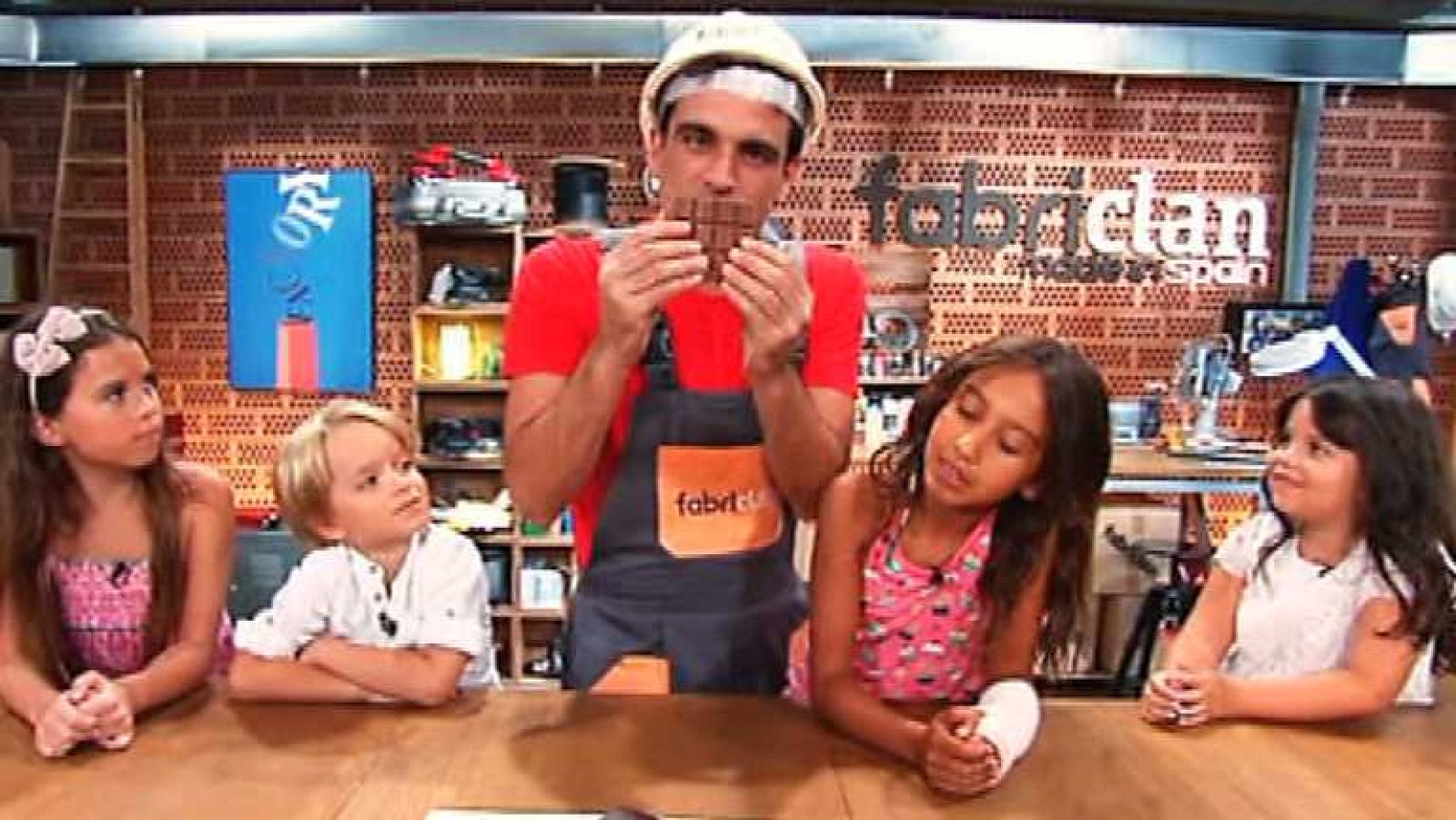 Fabriclan - Chocolate - Fabriclan | Ver