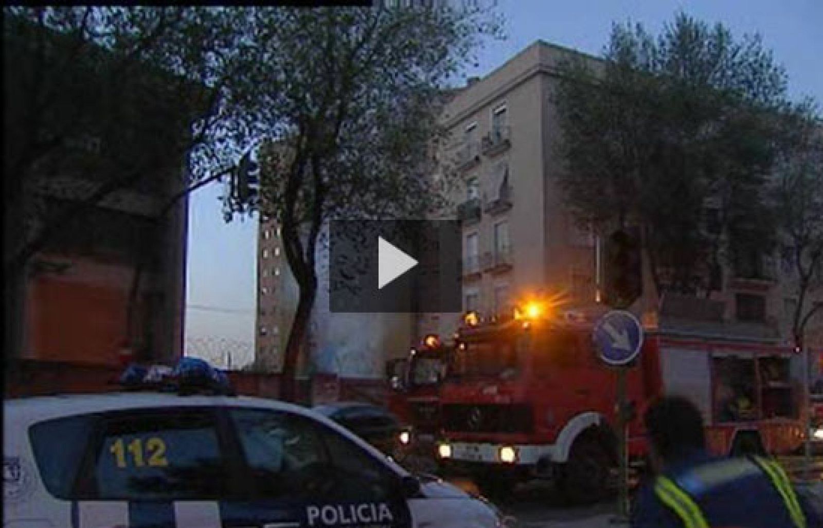 400 metros de cable subterráneo siguen ardiendo en Madrid | Ver