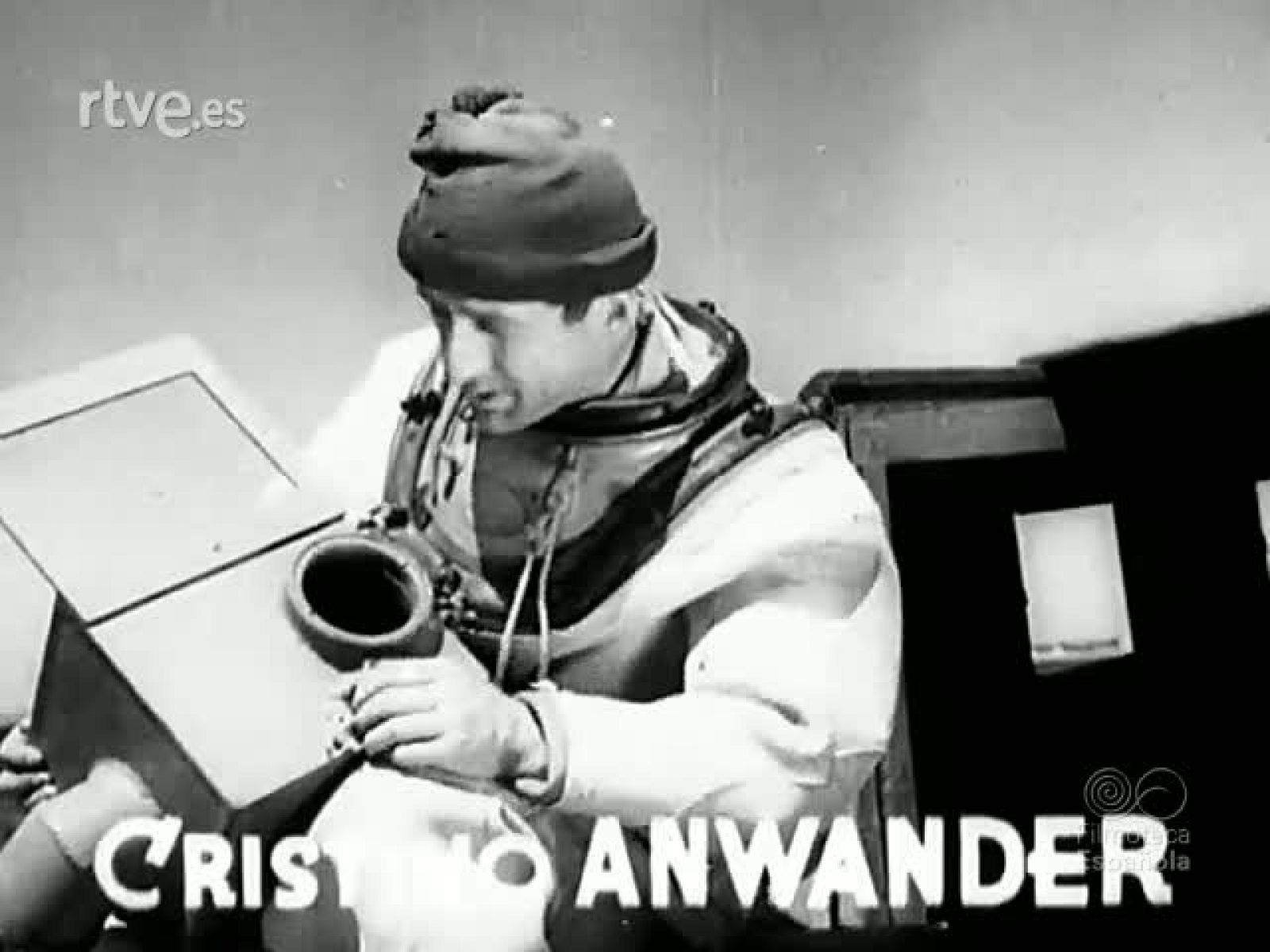 BUZOS Y PECES - Documentales Blanco y Negro | Ver