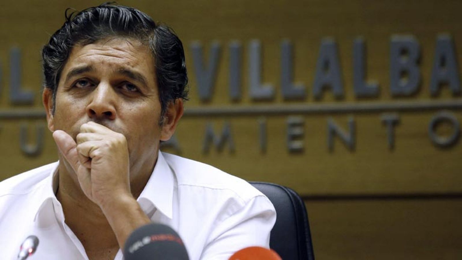 El alcalde de Collado Villalba dimite tras su detención en la Operación Púnica - Informativo 24h | Ver