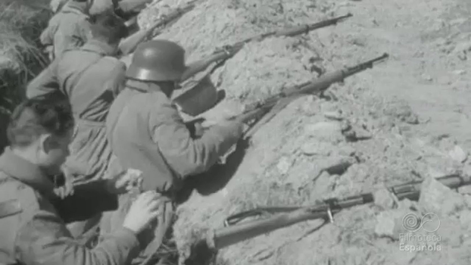 CAZADORES DE TANQUES - Documentales Blanco y Negro | Ver