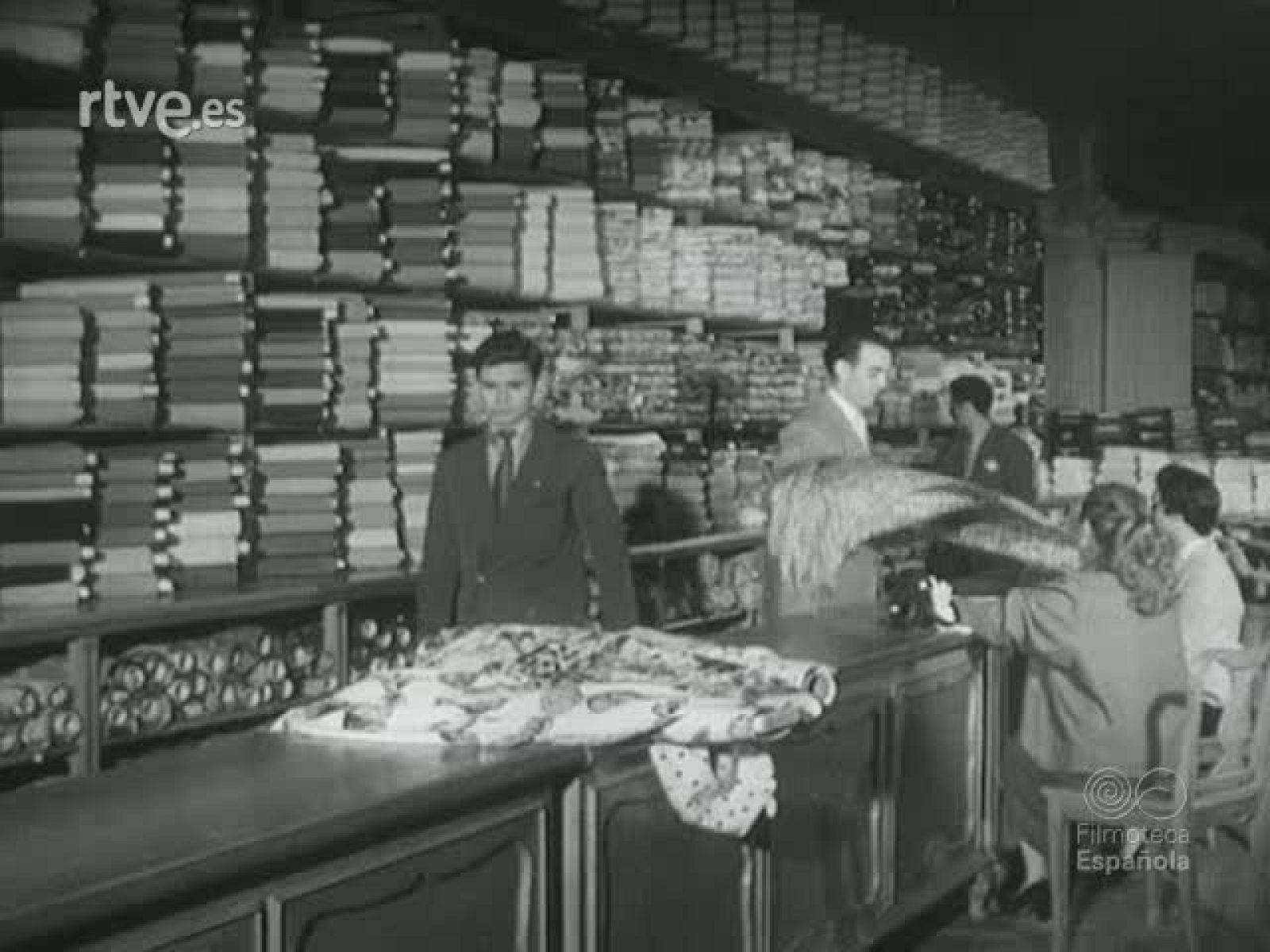 DE LA MADERA AL VESTIDO - Documentales Blanco y Negro | Ver