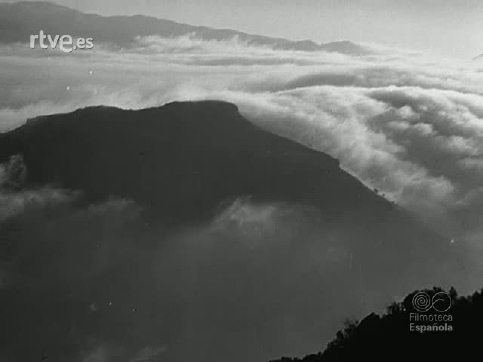 ESCALADA - Documentales Blanco y Negro | Ver