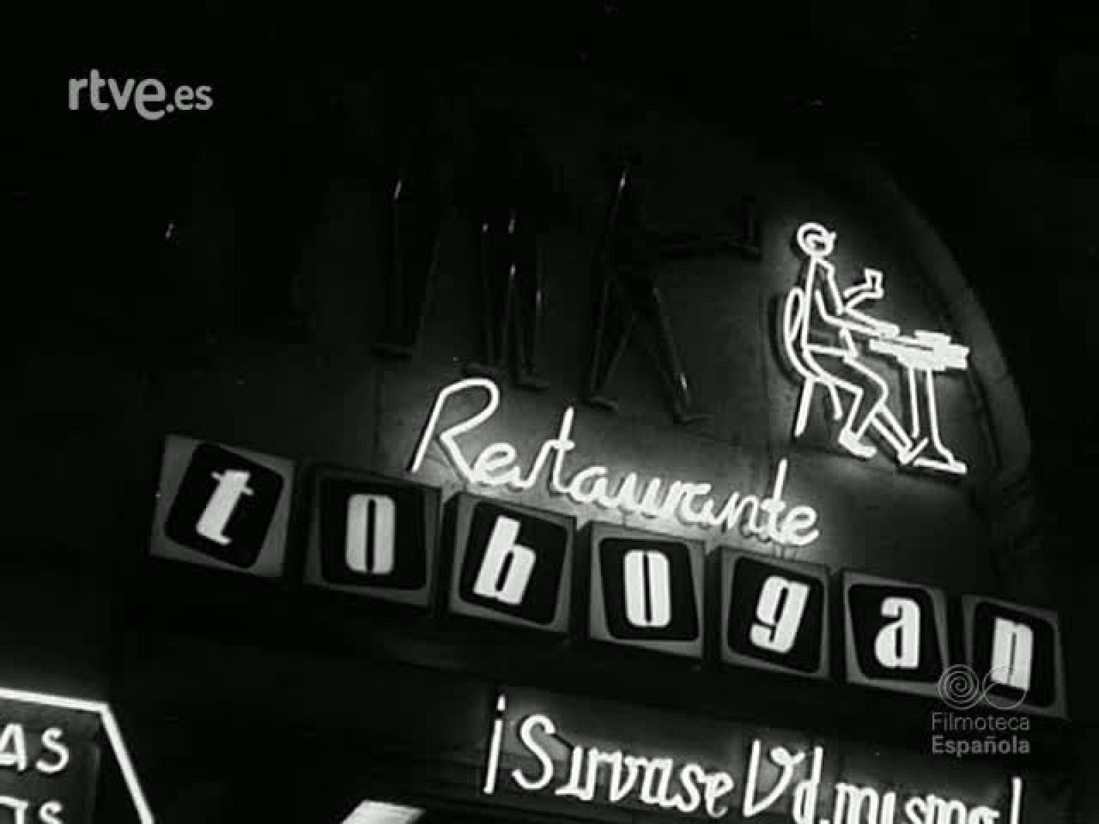 MADRID DE NOCHE - Documentales Blanco y Negro | Ver