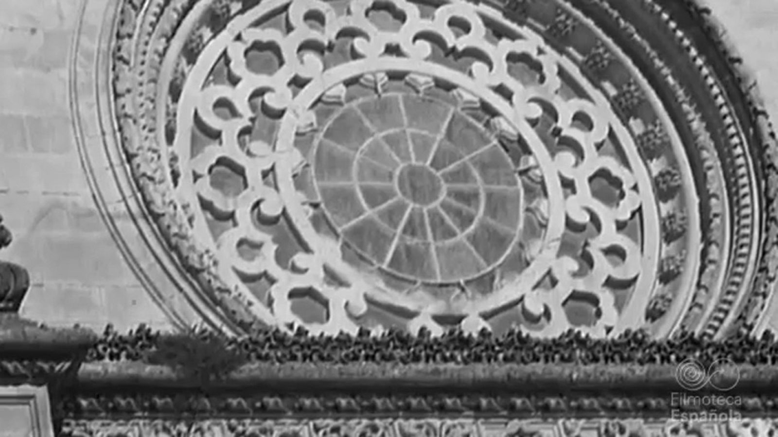 ALCOBASA Y BATALHA DOS MONASTERIOS DE PORTUGAL - Documentales Blanco y Negro | Ver