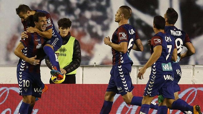 Fútbol - Rayo Vallecano 2 - Eibar 3