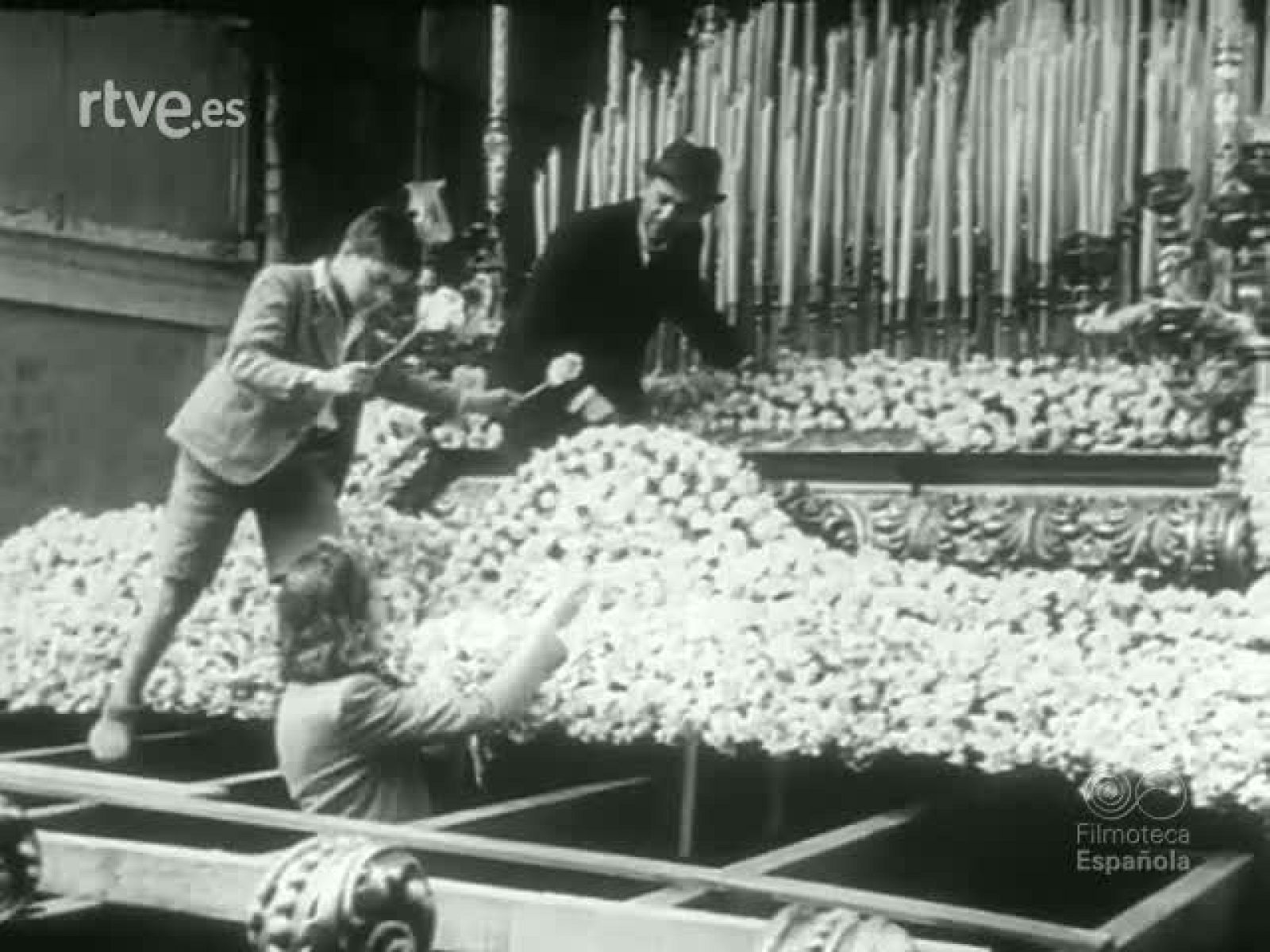 SEMANA SANTA EN ESPAÑA - Documentales Blanco y Negro | Ver