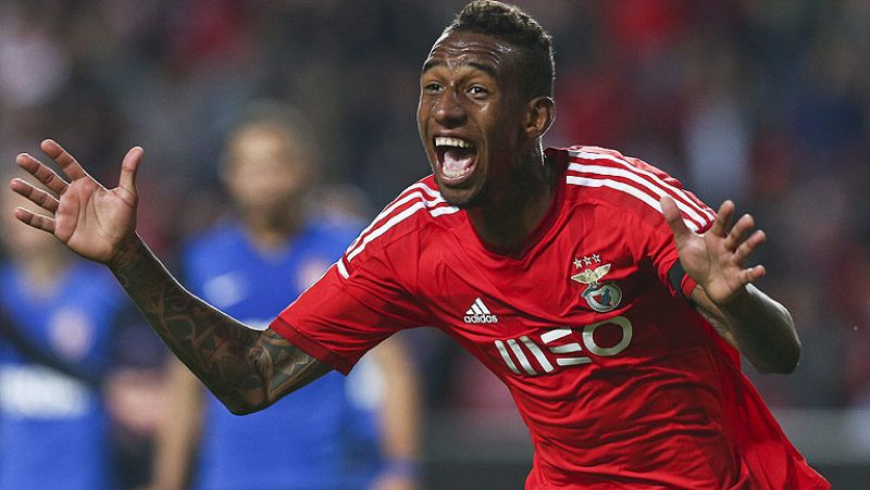 El Benfica ha recuperado opciones de pasar a la siguiente fase al sumar su primera victoria, sobre el Mónaco, gracias a un gol del brasileño Talisca.