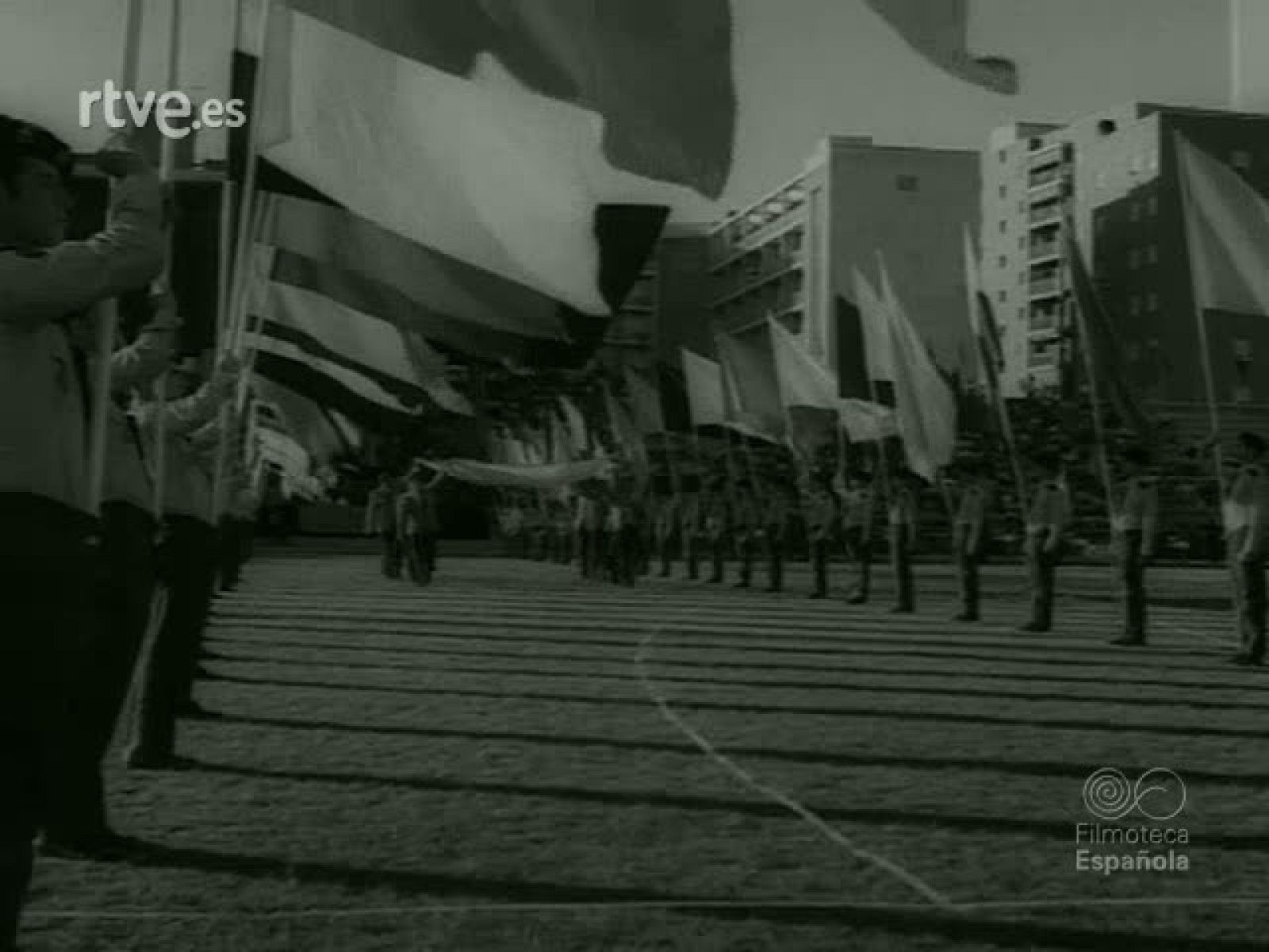 II REUNION MUNDIAL UNIVERSITARIA DE ATLETISMO - Documentales Blanco y Negro | Ver