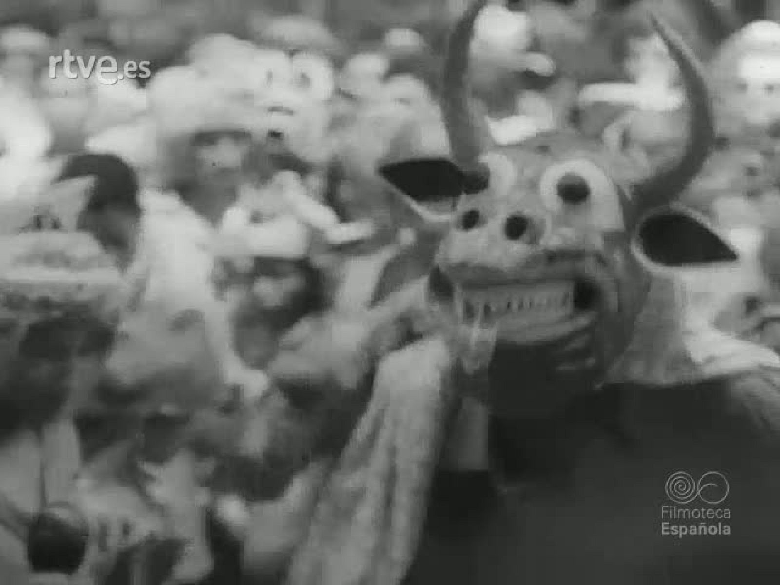 DE LA SELVA AL TWIST - Revista Imágenes | Ver