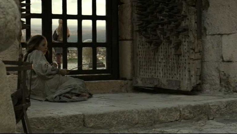 Isabel - Encierran a Juana en el Castillo de La Mota | Ver