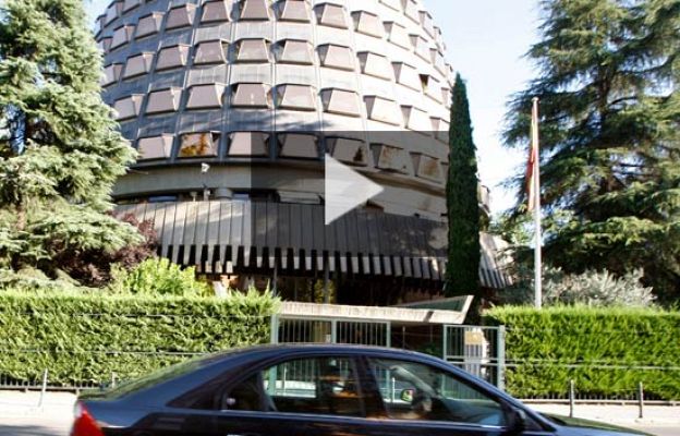  - El TC declara ilegal la consulta