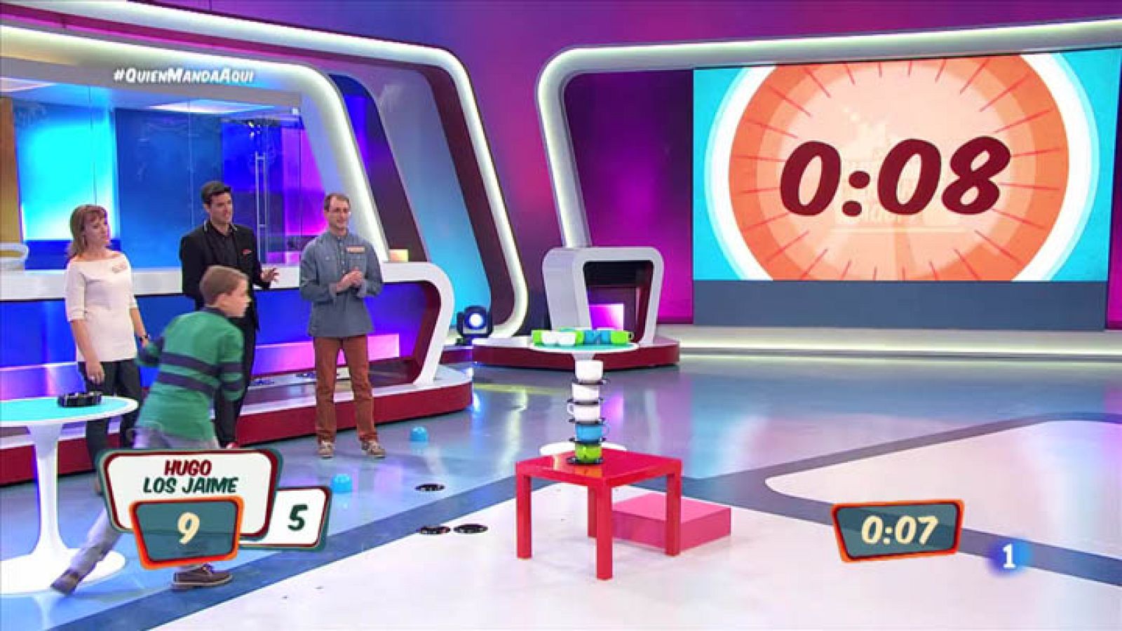 ¿Quién Manda Aquí? - Pruebas - Torre de tazas