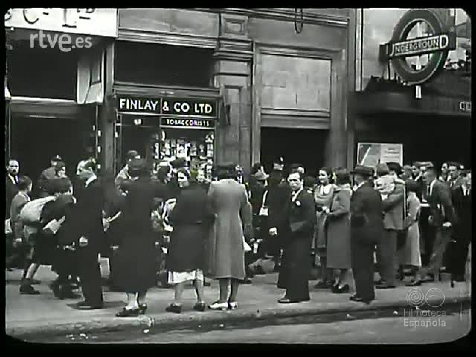 ASI SE RINDE EL JAPON - Revista Imágenes | Ver