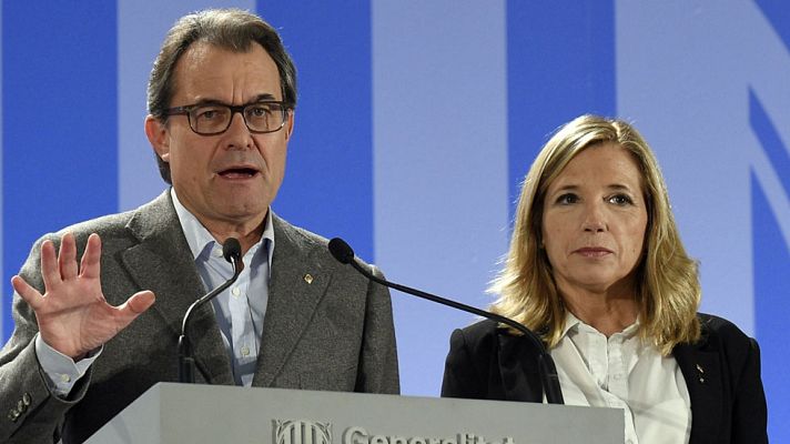 Informativo 24h - Mas califica de "éxito total" la consulta, que deja "claro" que Cataluña "quiere gobernarse" sola