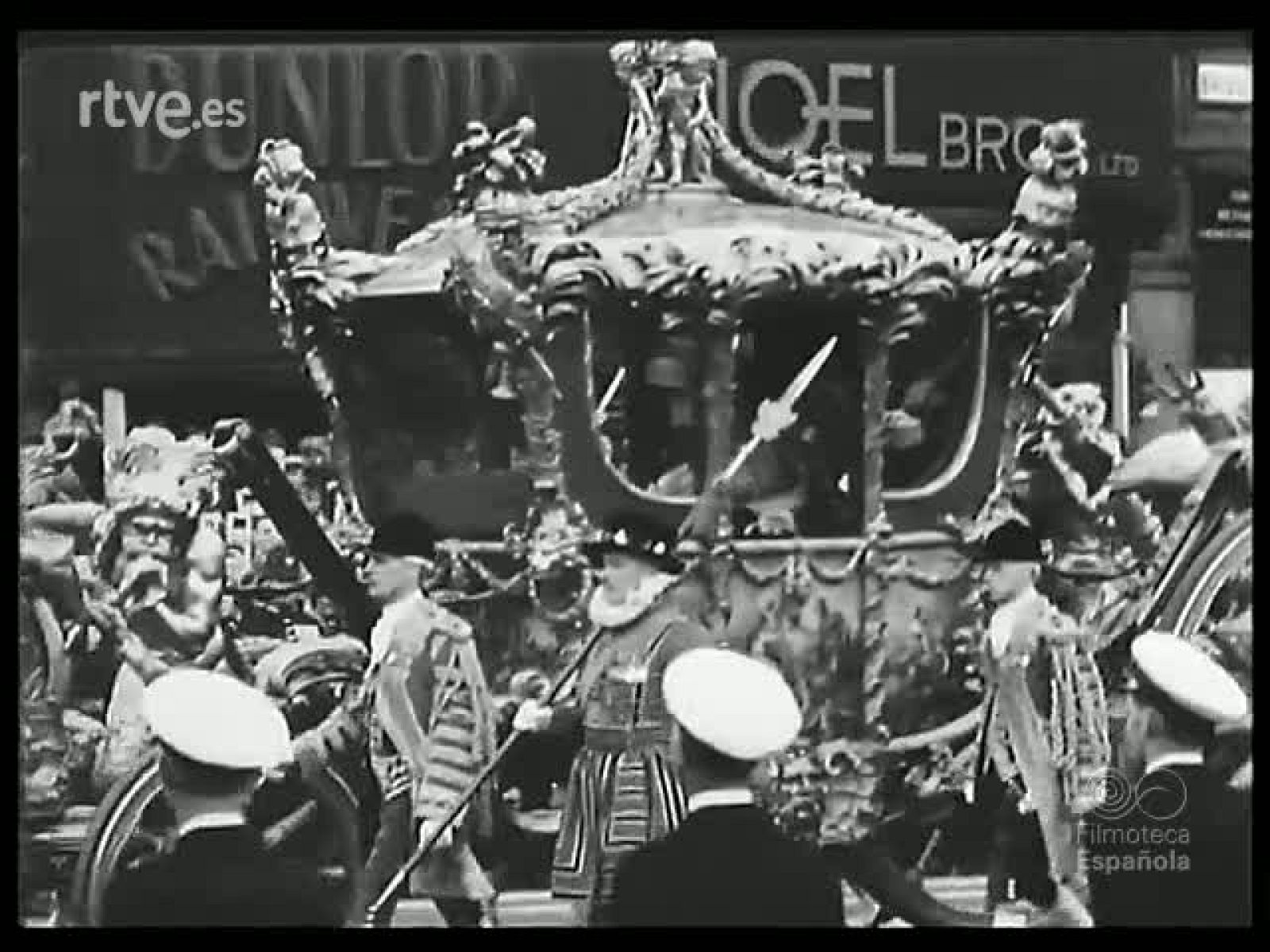 CORONACION EN INGLATERRA - Revista Imágenes | Ver