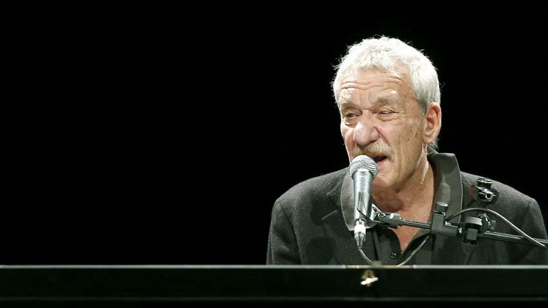 El cantante italiano Paolo Conte presenta su disco "Snob" en Barcelona