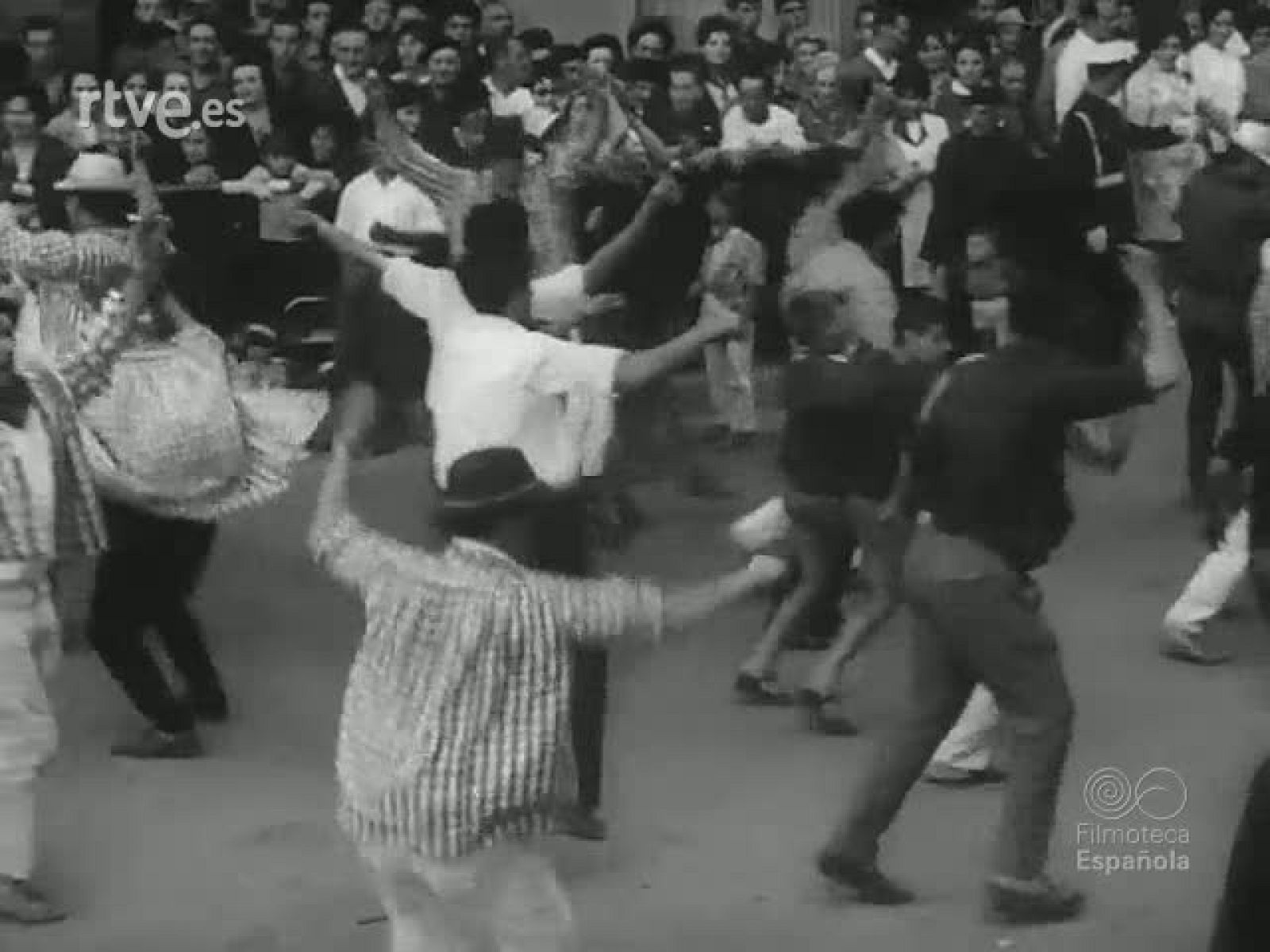 ALEGRE SAN FERMIN - Revista Imágenes | Ver