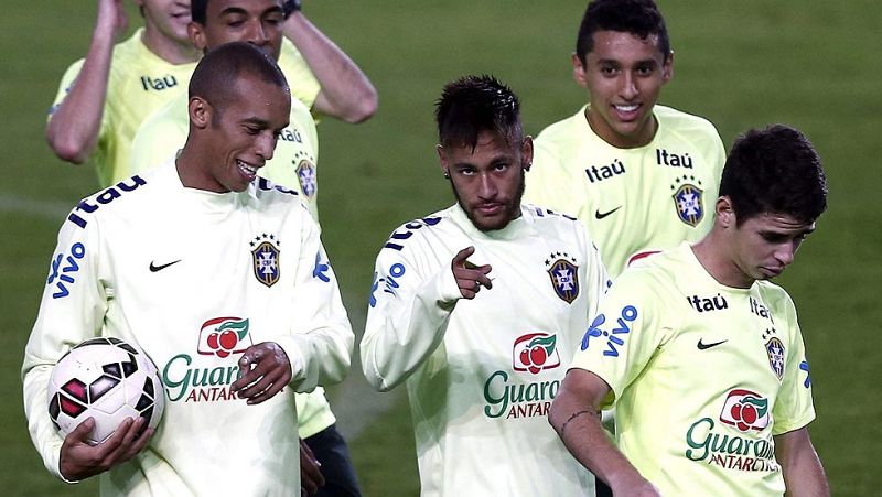 Brasil probará con Luiz Adriano ante una Turquía que quiere resurgir | Ver