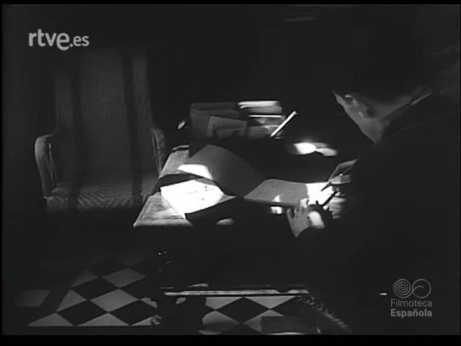 LA CAMARA SOBRE EL MAPA - Revista Imágenes | Ver