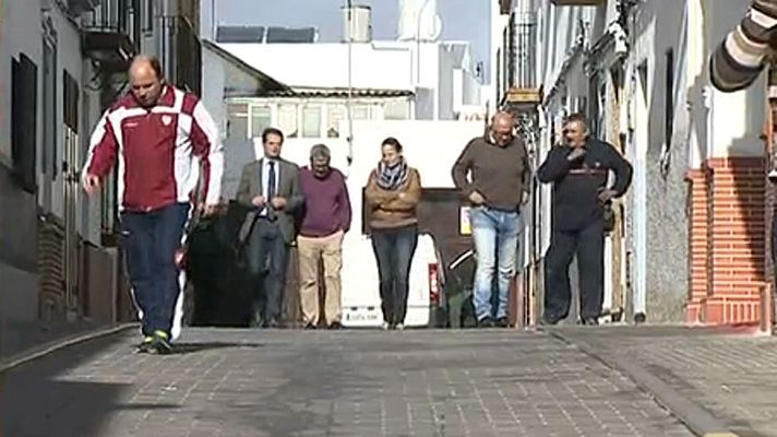 Informativo 24h - Tres personas mayores y un niño mueren en dos incendios en la provincia de Sevilla