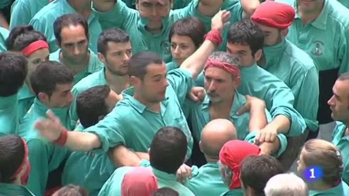 L'Informatiu - El sector tèxtil ha trobat feina en l'auge del món casteller