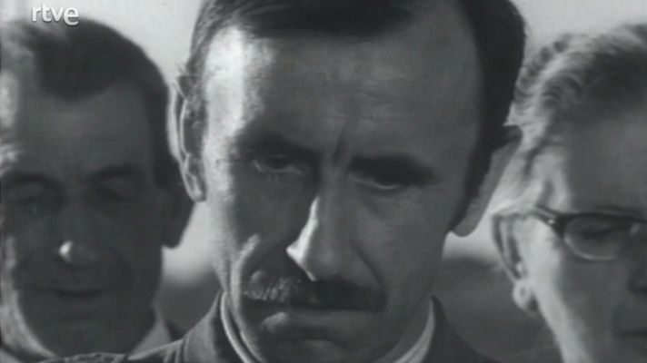 Crónicas de un pueblo - La pirueta (II)