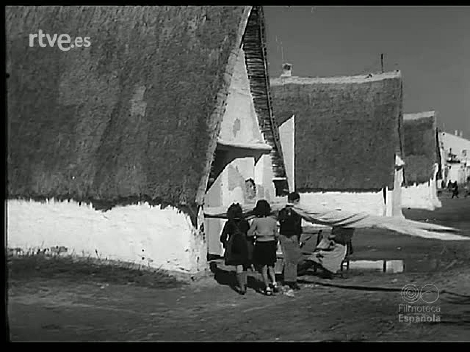 REDES Y ARPONES - Revista Imágenes | Ver