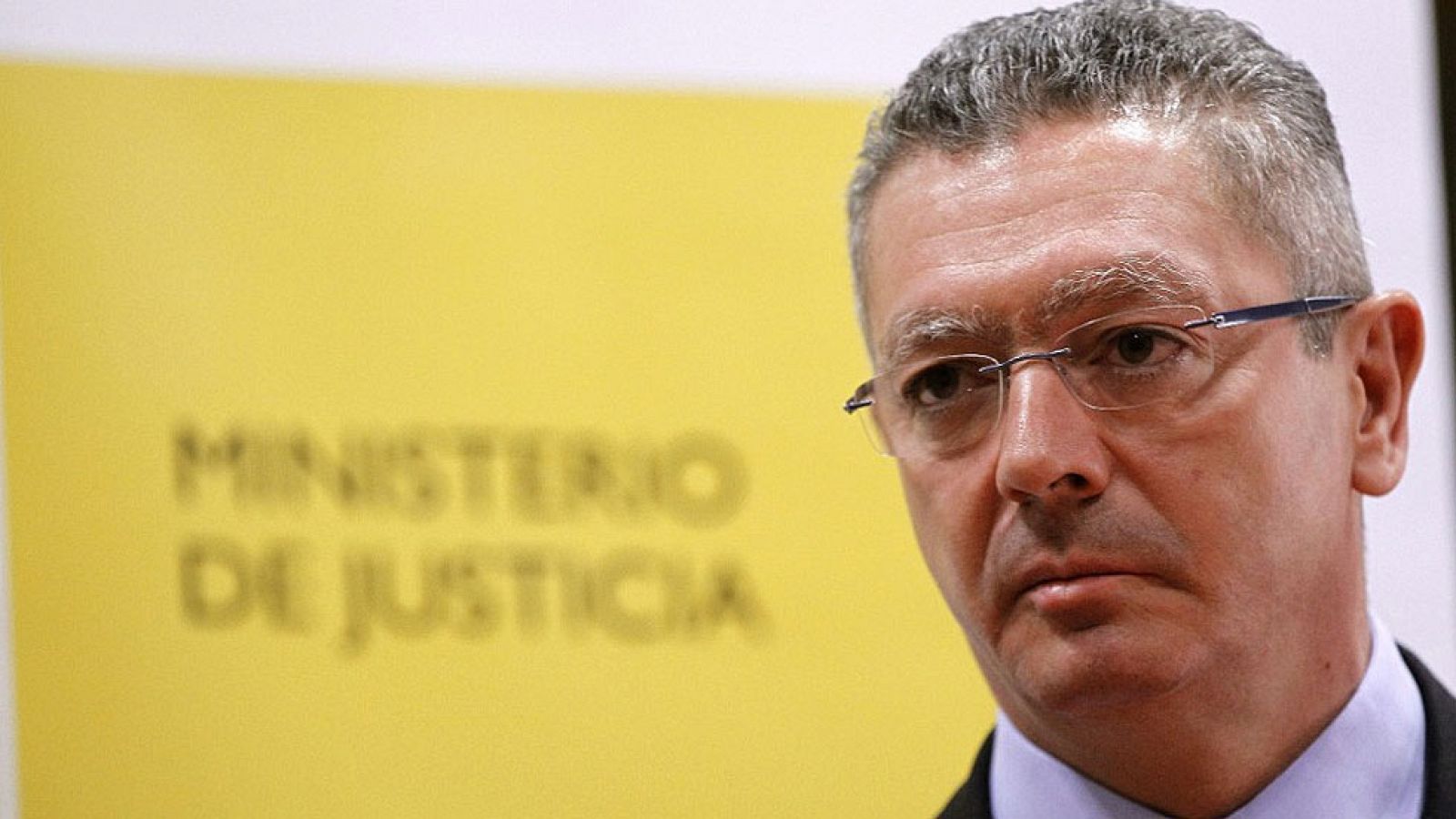 A Gallardón le dan "asco" los motivos por los que se retiró la reforma de la ley del aborto