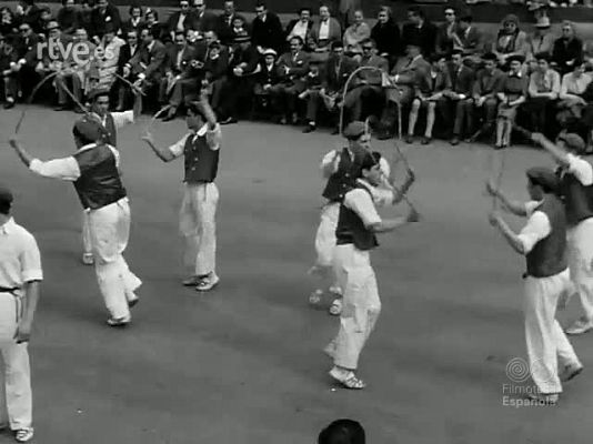 Revista Imágenes - LA VUELTA CICLISTA