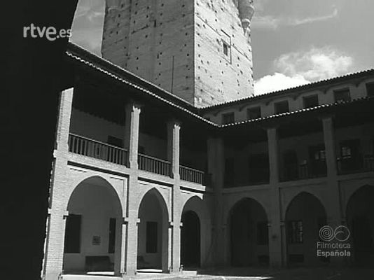 Revista Imágenes - EN EL CASTILLO DE LA MOTA