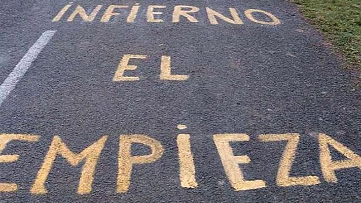 Vuelta ciclista a España - Perico Delgado sube L'Angliru