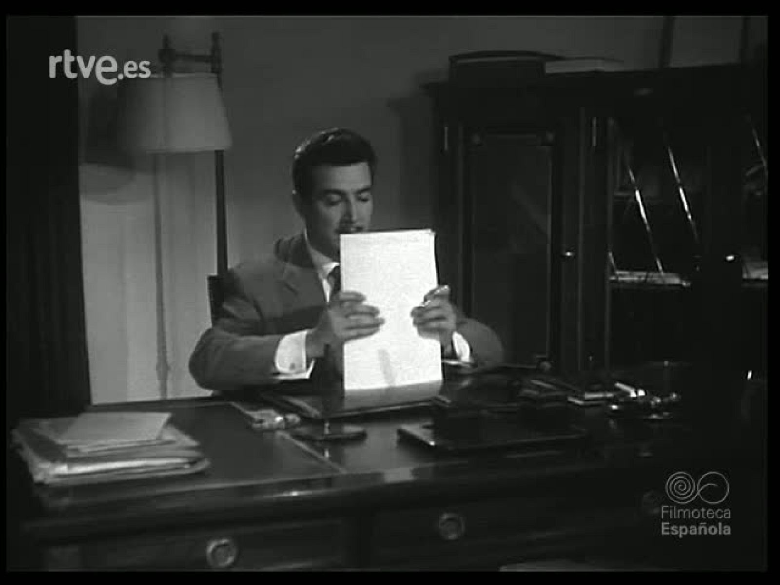 INSTITUTO DE INVESTIGACIONES Y EXPERIENCIAS CINEMATOGRAFICAS - Revista Imágenes | Ver