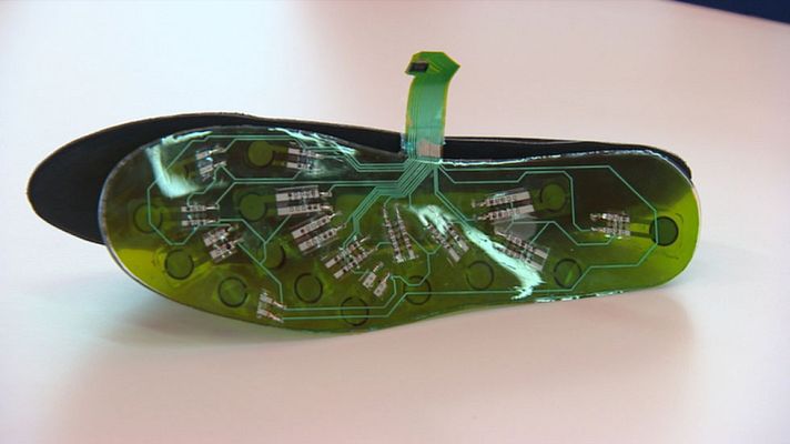 Telediario 1 - Permitir una medicina más eficaz y a menor coste es el objetivo de las llamadas 'prendas inteligentes'