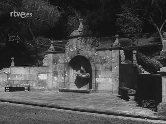 Revista Imágenes - FRANCO EN EL PAZO DE MEIRAS