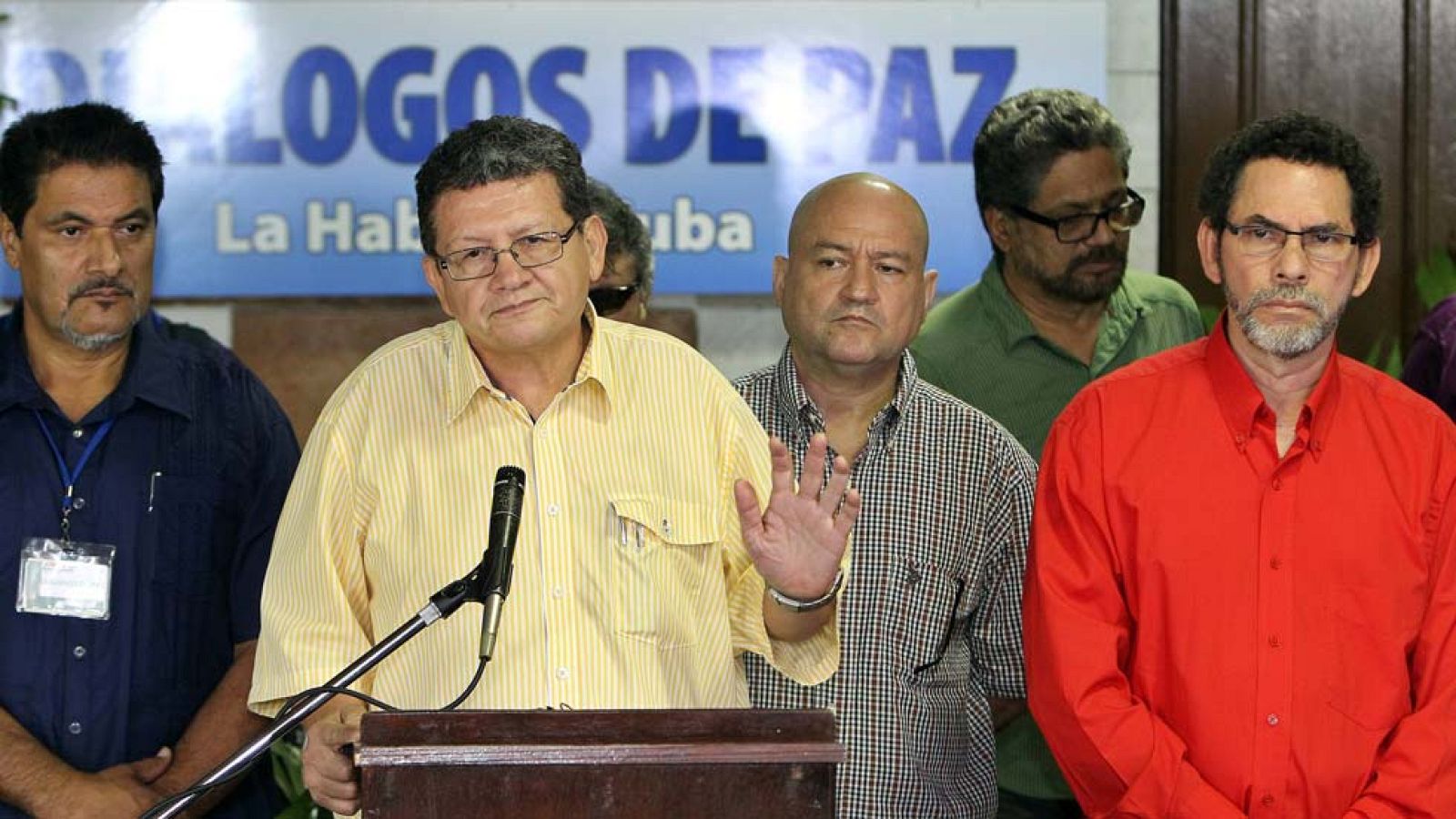 El diálogo de paz en Colombia cumple dos años en crisis tras el último secuestro de las FARC - Informativo 24h | Ver