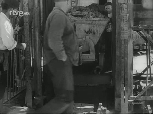 Revista Imágenes - 25  AÑOS DE PAZ  : INDUSTRIA