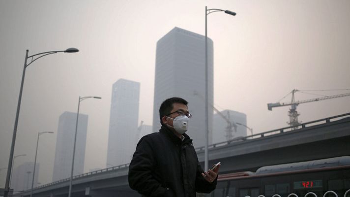 Telediario 1 - Nube de contaminación en Pekín