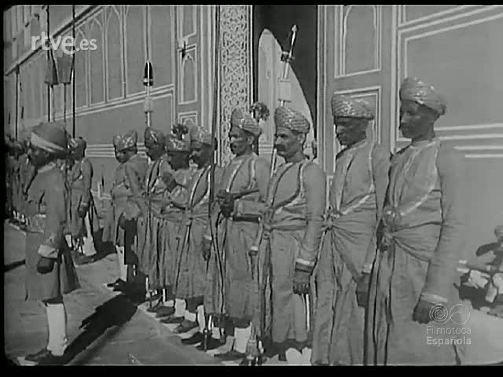 FIESTAS DEL MUNDO - Revista Imágenes | Ver