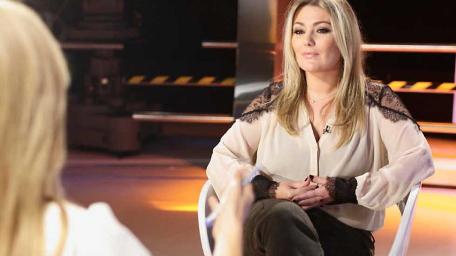 Atención obras - Amaia Montero, Bach Vermut y más - ver ahora