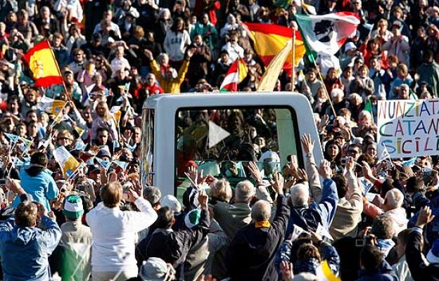  - El Papa visita Lourdes