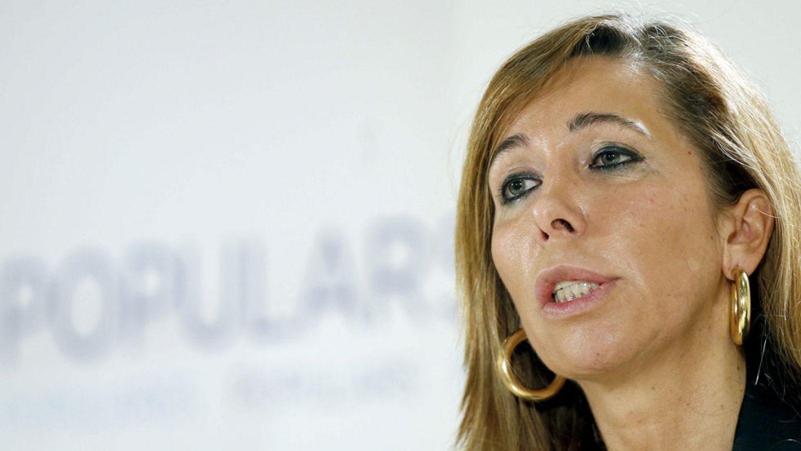 Sánchez-Camacho se siente "orgullosa" por la querella presentada contra Mas