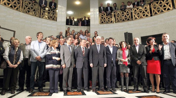 Telediario 1 - Acto institucional en Canarias contra las prospecciones