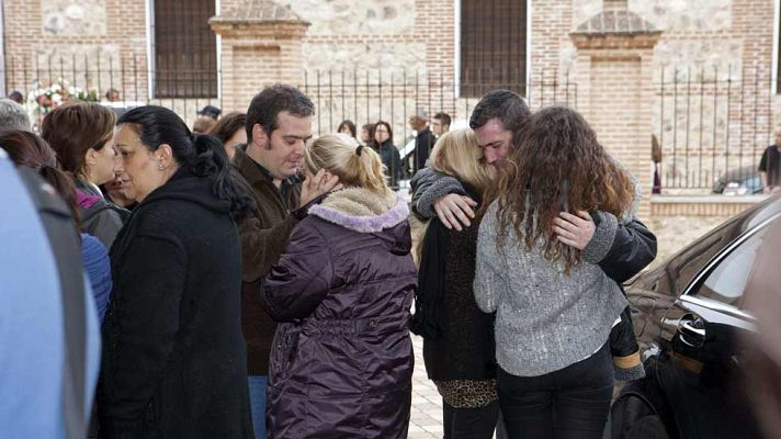 Telediario 1 - Telediario 2 en 4' - 23/11/14