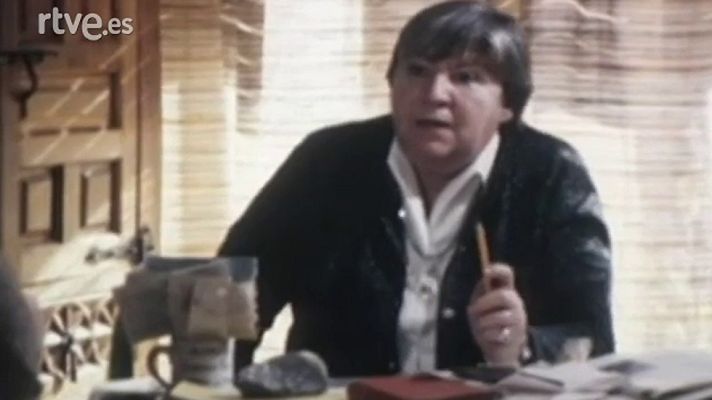 Quién es (1976) - Gloria Fuertes