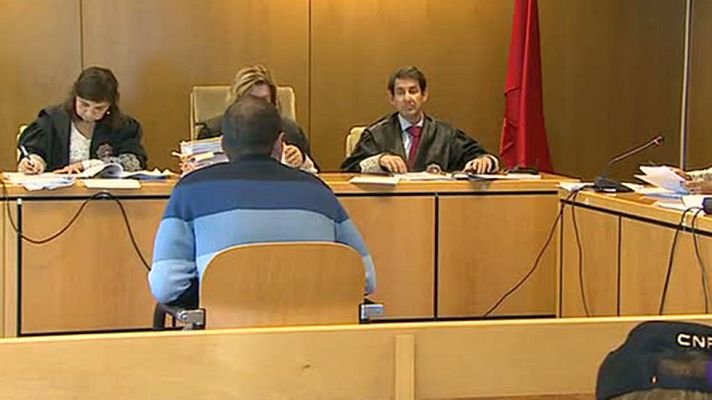 Telediario 1 - Piden 38 años de cárcel para un hombre que maltrató a su mujer e hijos