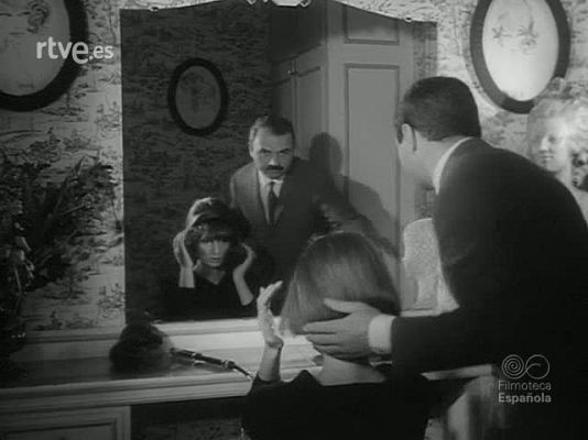 Revista Imágenes - DE LA CABEZA A LOS PIES